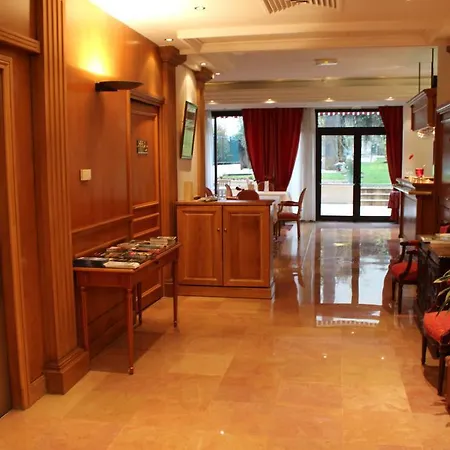 Sun Riviera 4* קאן