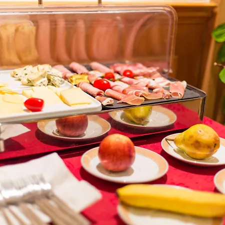 Sun Riviera Hotell 4*